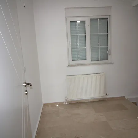 Havuz Ve Jakuzili Villa *
